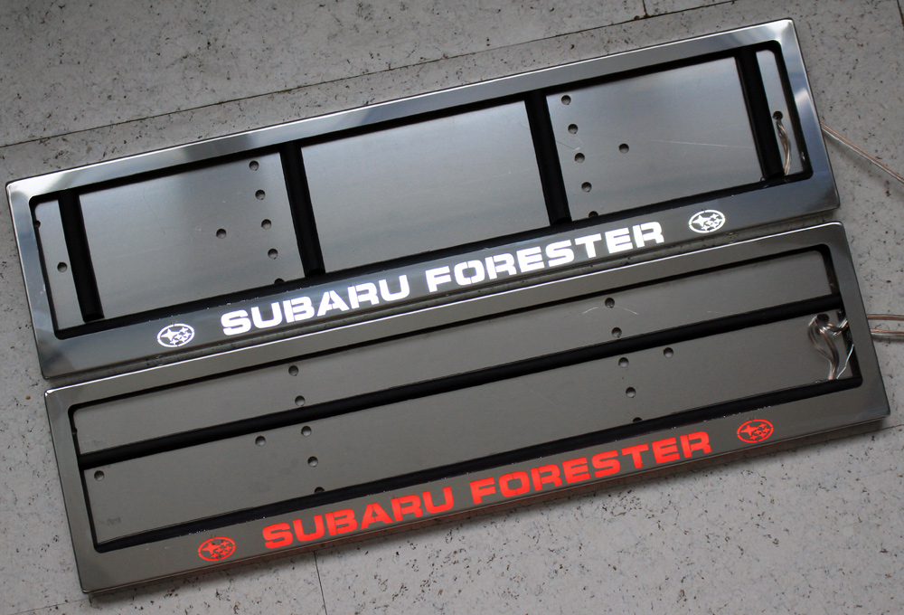 LED Номерная рамка Suabru Forester из нержавеющей стали со светящейся надписью