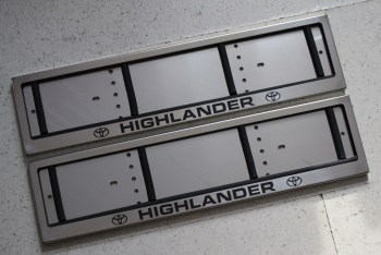 Рамка гос номера Toyota Highlander Хайлендер из нержавейки