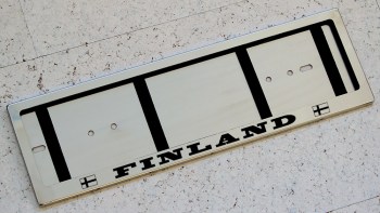 Номерные авто рамки Финляндии из нержавеющей стали для финского номера с надписью