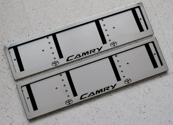 Рамка номерного знака Toyota Camry Камри из нержавейки