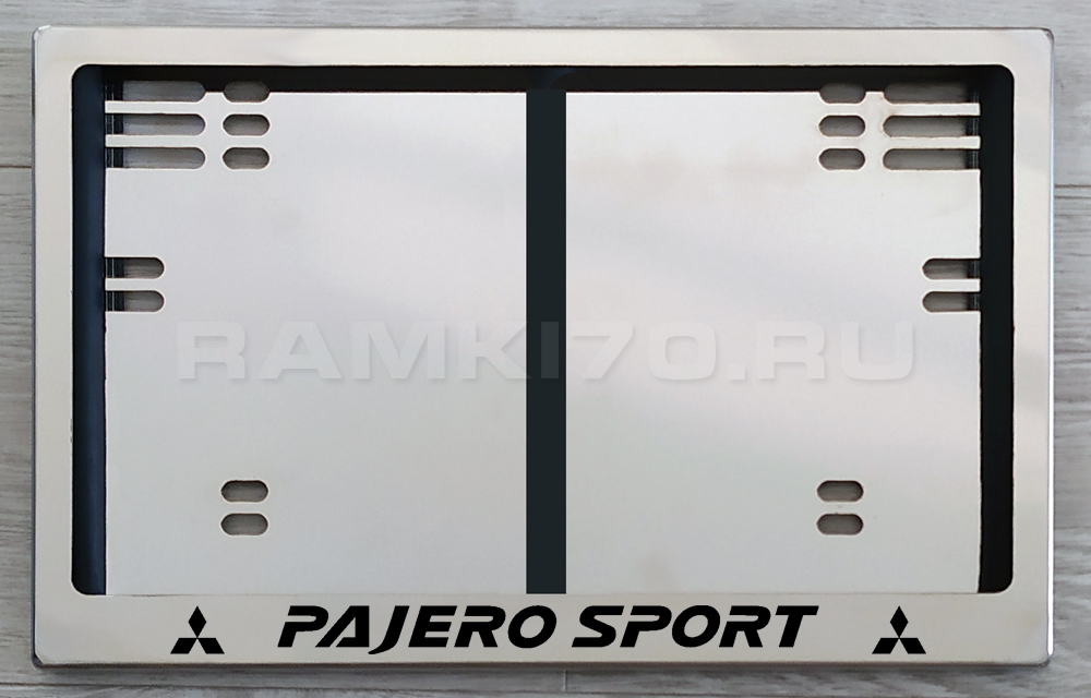 Задняя рамка гос номера Pajero Sport по новому ГОСту