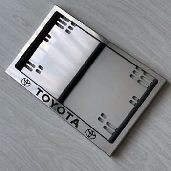 Задняя рамка гос номера Toyota по новому ГОСТу