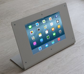 Настольная подставка для планшета IPAD защитная металлическая горизонтальная