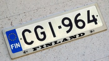 Номерные рамки Финляндии из нержавеющей стали для финского номера с надписью