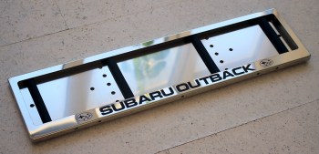 Авторамка с надписью Subaru Outback из нержавеющей стали