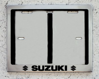 Номерные мото рамки из нержавеющей стали для номера с надписью Suzuki Сузуки