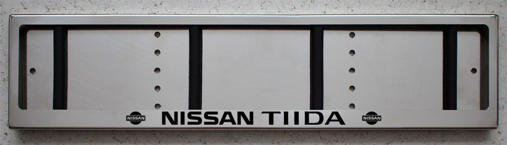 Номерная рамка NISSAN TIIDA с надписью из нержавеющей стали