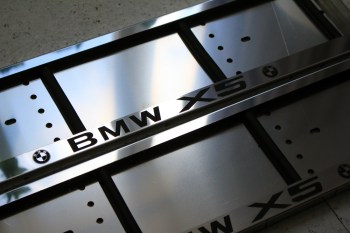 Рамка номерного знака BMW X5 для номера БМВ из нержавеющей стали